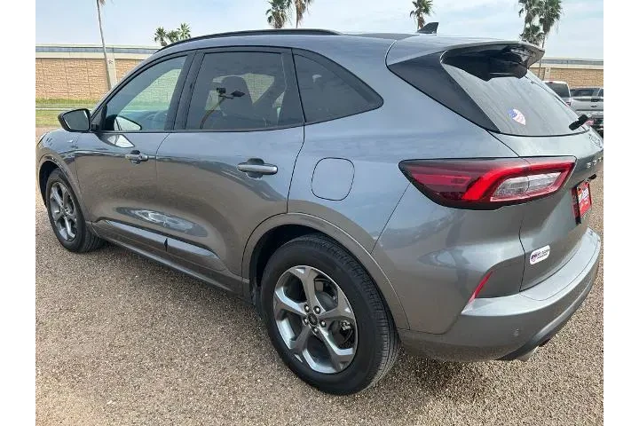 $23859 : Ford Escape 2024 ST-Line 4dr image 4