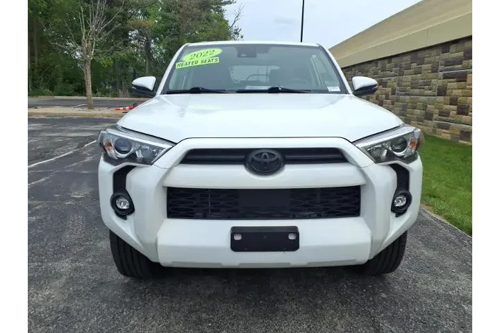 $39085 : Toyota 4Runner 2022 4x4 SR5 image 3
