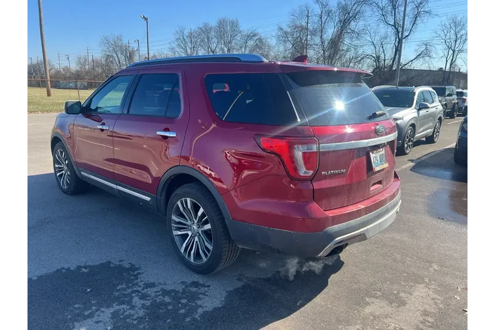 $14884 : Ford Explorer 2017 AWD Plati image 6
