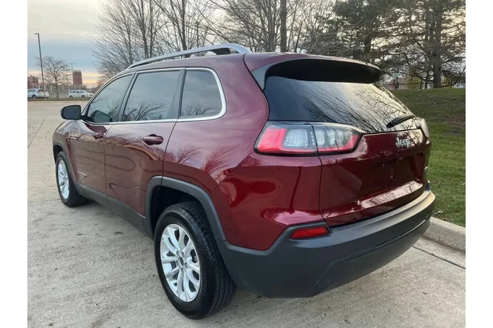 $10997 : 2019 Cherokee Latitude image 10