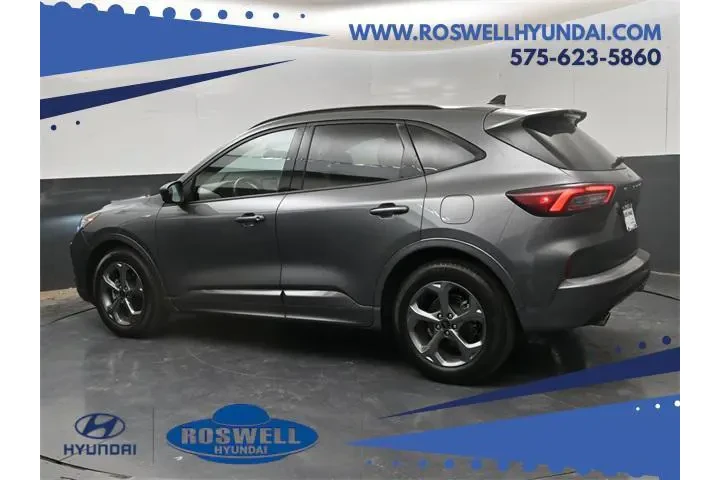 $25670 : Ford Escape 2023 ST-Line 4dr image 6