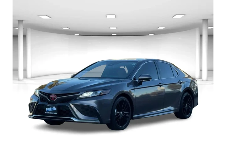 $30798 : Toyota Camry Hybrid 2024 XSE image 2