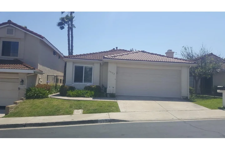 $1850 : Southern exposure with 3 bed 2 image 8