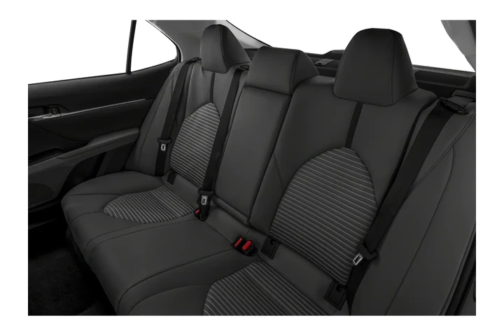 2023 Camry SE Sedan 4D image 9