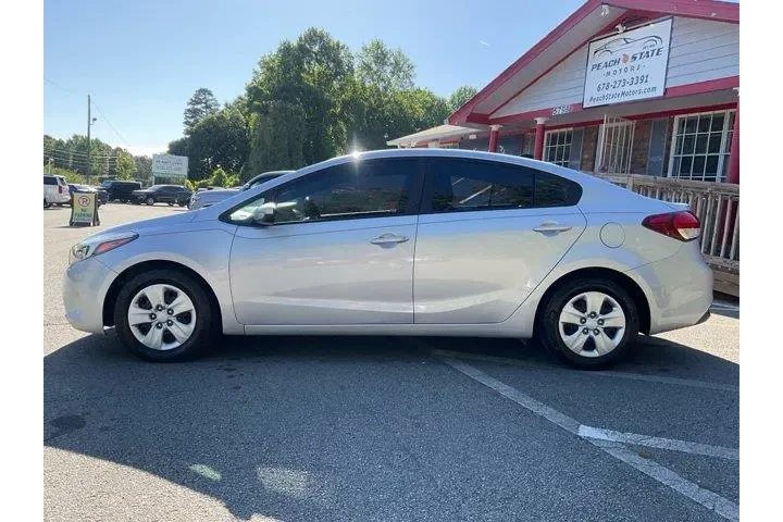$10185 : Kia Forte 2017 LX 4dr Sedan image 8