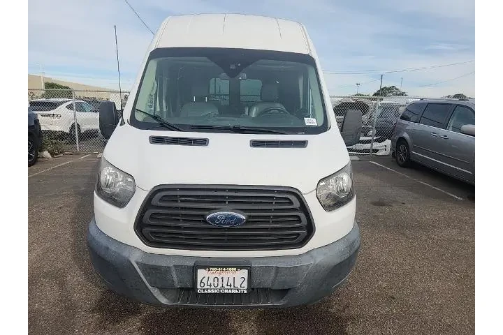 $23711 : Ford Transit 2018 250 3dr LW image 2