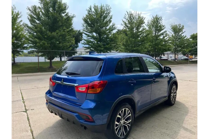 $9997 : 2019 Outlander Sport ES image 7