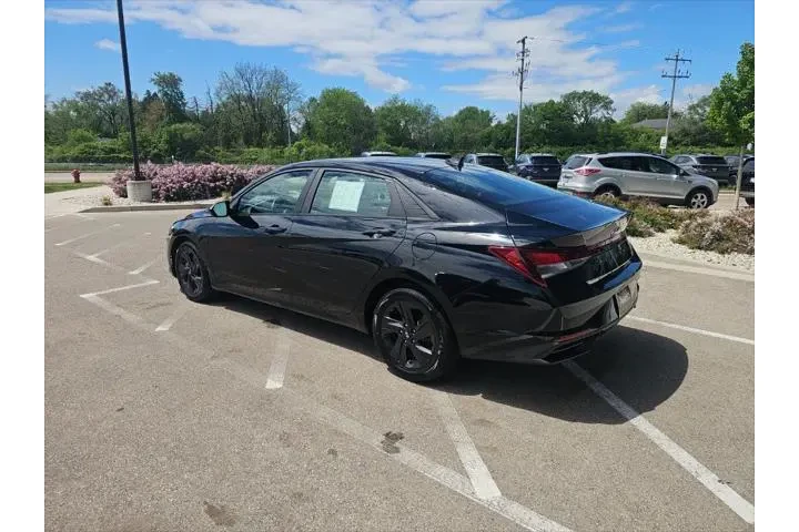 $16999 : Hyundai ELANTRA 2021 SEL 4dr image 3