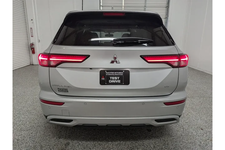 $24997 : Mitsubishi Outlander 2024 SE image 5