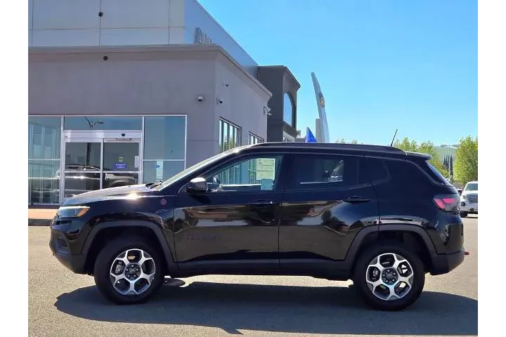 $26900 : Jeep Compass 2022 4x4 Trailh image 7