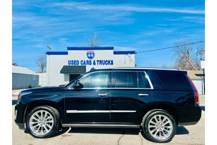 $25995 : 2019 Escalade Premium 4WD image 4