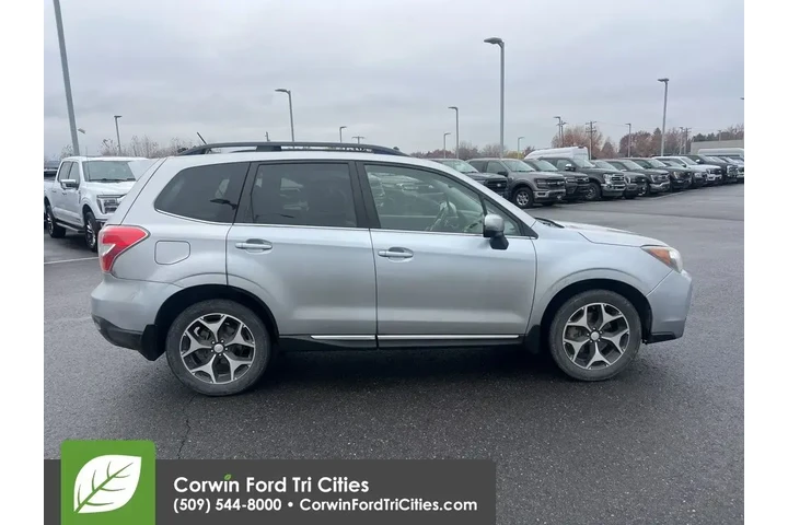 $12689 : Subaru Forester 2015 AWD 2.0 image 8