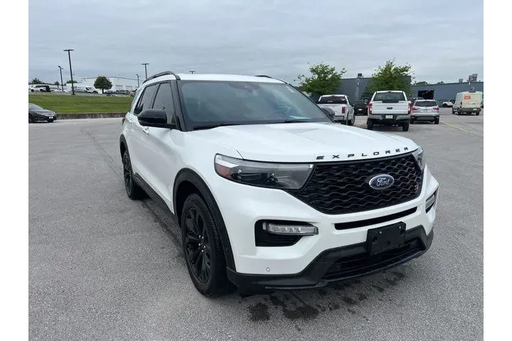$27558 : Ford Explorer 2020 AWD ST 4d image 1