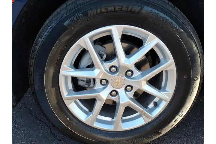 $19336 : Chevrolet Equinox 2022 LT 4d image 9