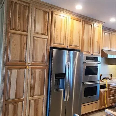 Albarran Custom Cabinets image 1