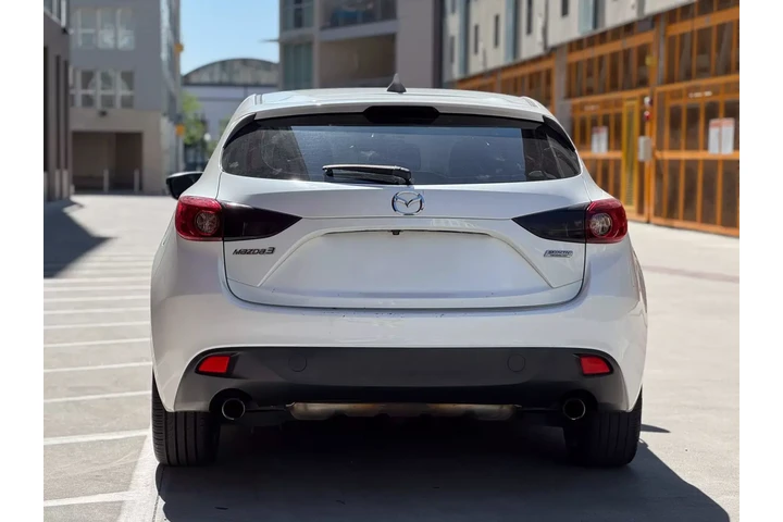 2016 MAZDA MAZDA3 image 7