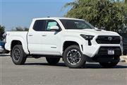 $45944 : New 2024 Tacoma TRD Sport Dou thumbnail