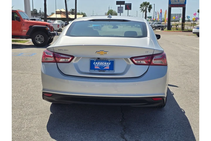 $20998 : 2022 Malibu LT image 4