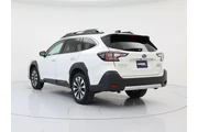 $31998 : Subaru Outback 2023 AWD Tour thumbnail