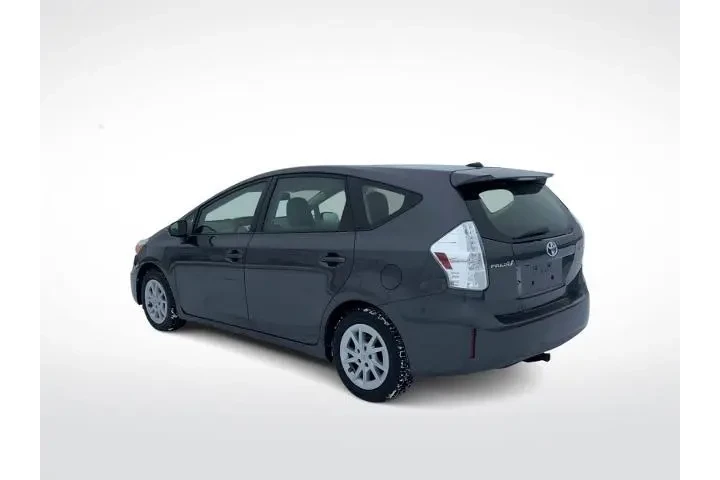 $12995 : Toyota Prius v 2014 Three 4d image 6