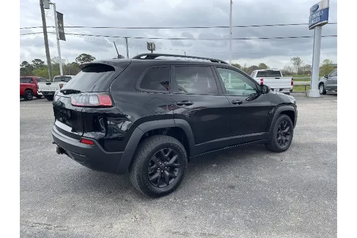 $12581 : Jeep Cherokee 2020 4x4 Latit image 2