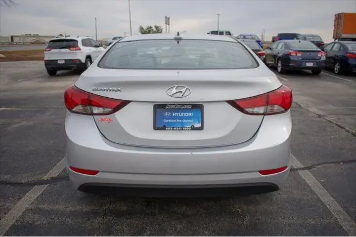 $4999 : Hyundai ELANTRA 2016 SE 4dr image 4