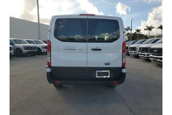 $27990 : Ford Transit 2023 250 3dr SW image 5