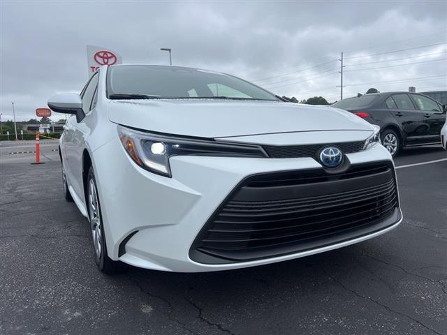 $25991 : PRE-OWNED 2024 TOYOTA COROLLA image 9