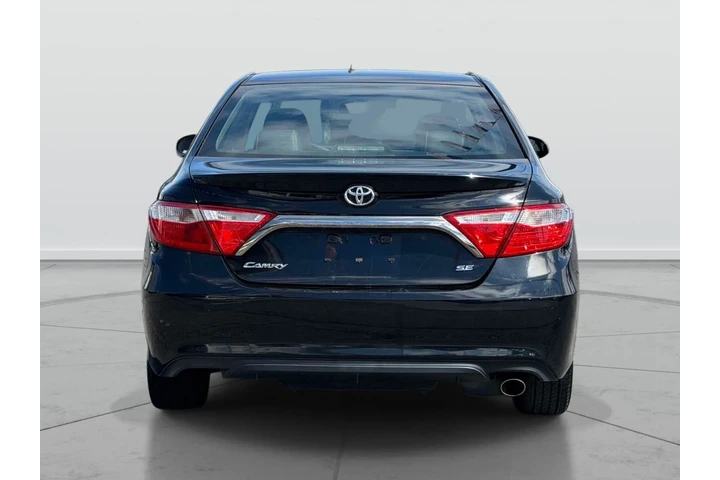 $13287 : Toyota Camry 2017 SE 4dr Sed image 6