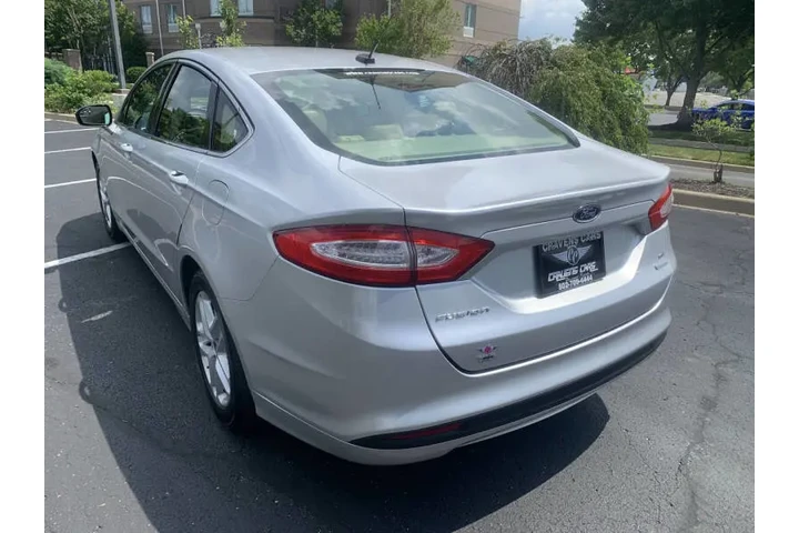 $7995 : 2014 Fusion SE image 4