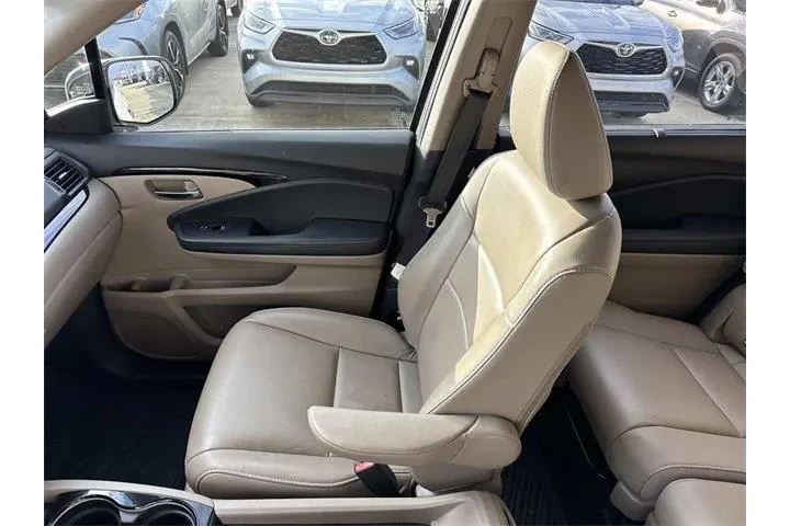 $28550 : Honda Pilot 2021 Touring 4dr image 8