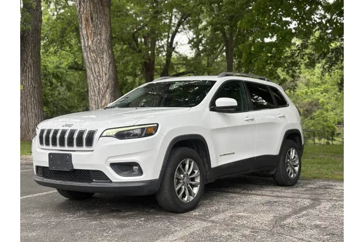 $6999 : 2020 Cherokee Latitude Plus image 1