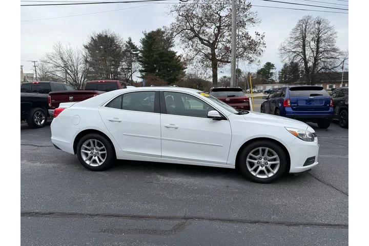 $10999 : 2015 Malibu 1LT image 4