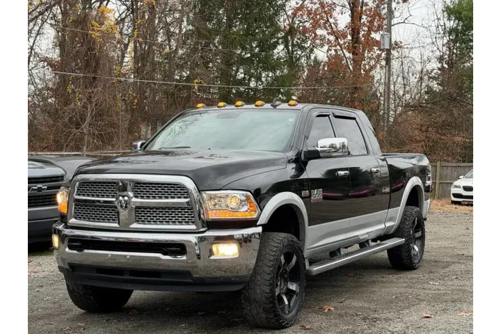 $23990 : 2015 RAM 2500 Laramie image 4