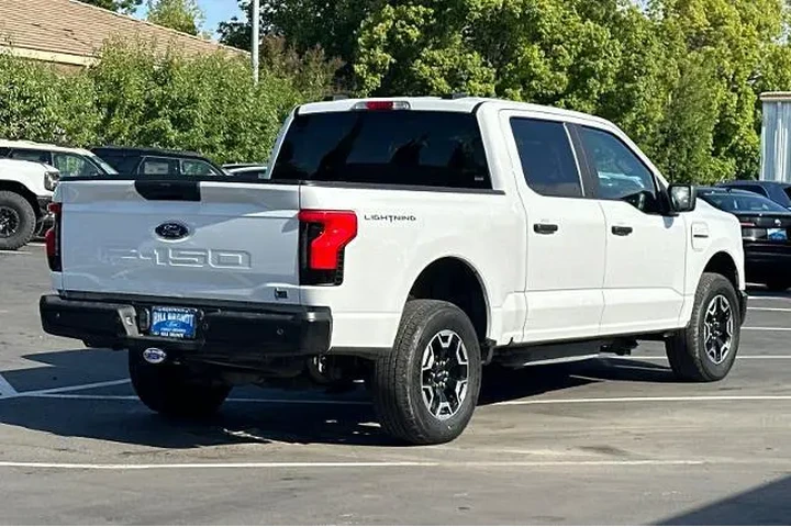 $33888 : Ford F-150 Lightning 2022 AW image 3