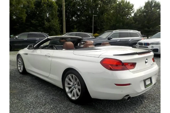 $14922 : 2012 6-Series 640i Convertible image 3