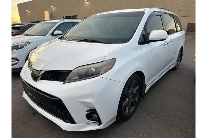 $24999 : Toyota Sienna 2019 SE 8-Pass image 1