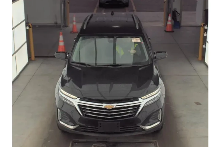 $23593 : Chevrolet Equinox 2022 4x4 P image 2