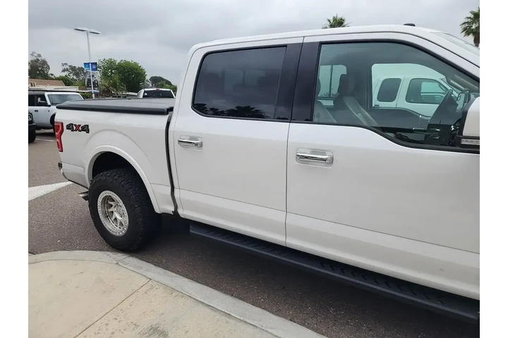 $24900 : Ford F-150 2018 4x4 Lariat 4 image 5