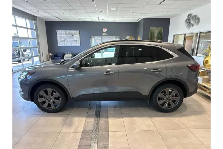 $25382 : Ford Escape 2024 AWD Platinu image 5