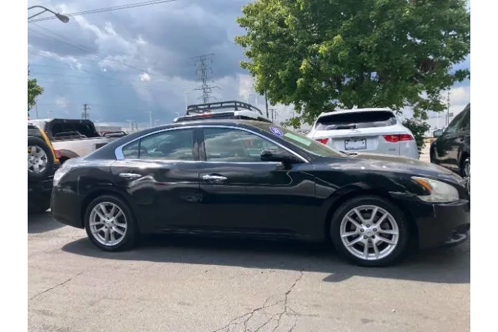 $7250 : 2014 Maxima image 3