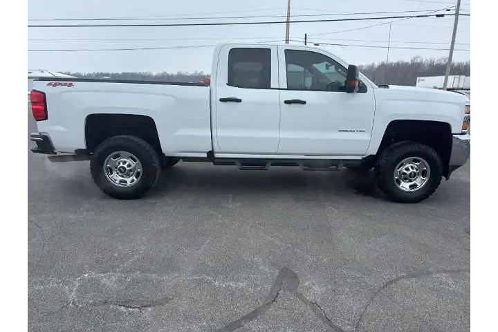 $26995 : Chevrolet Silverado 2500HD 2 image 2
