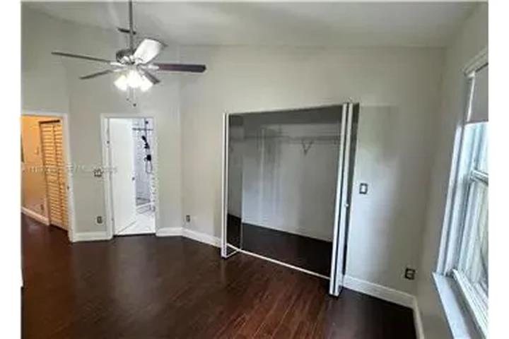 $2900 : Rental property with 2 bedro image 5