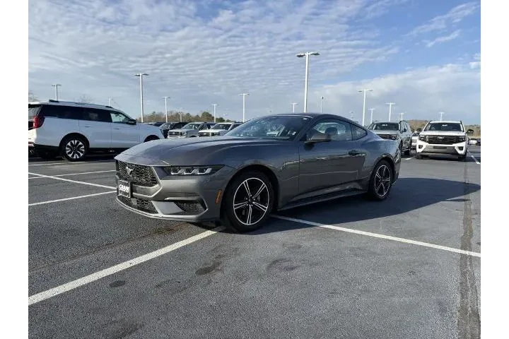 $25979 : Ford Mustang 2024 EcoBoost P image 3