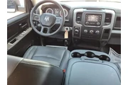 $21988 : Ram 1500 Classic 2022 4x2 Tr thumbnail