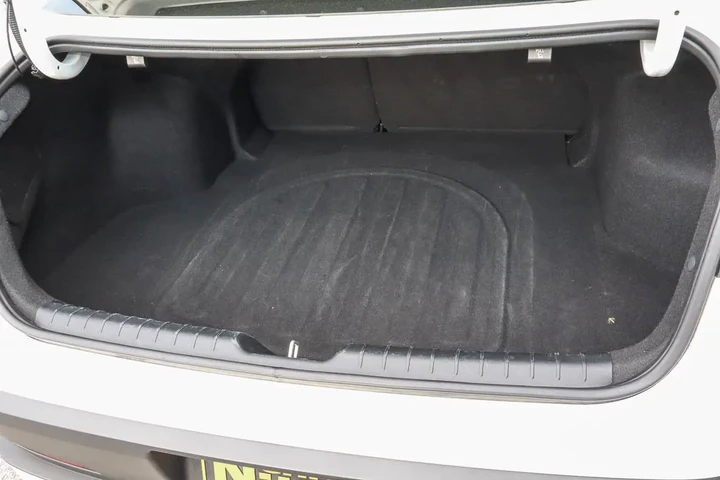 $20788 : 2025 K4 LXS FWD image 9