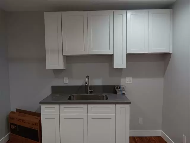 Handyman image 1