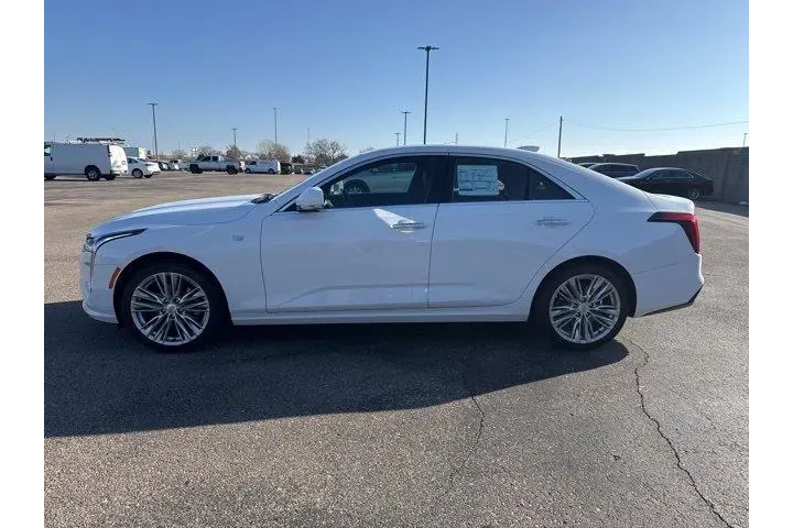 $33982 : Cadillac CT4 2022 AWD Premiu image 4