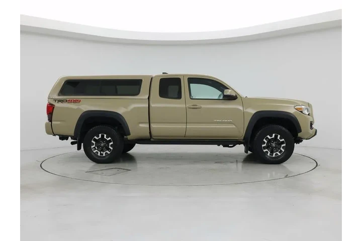 $37998 : Toyota Tacoma 2018 4x4 TRD O image 7