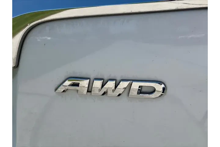 $9766 : Honda CR-V 2015 AWD Touring image 10